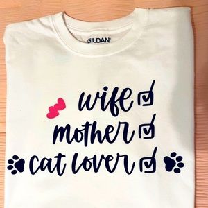 Size L Women Graphic Tee